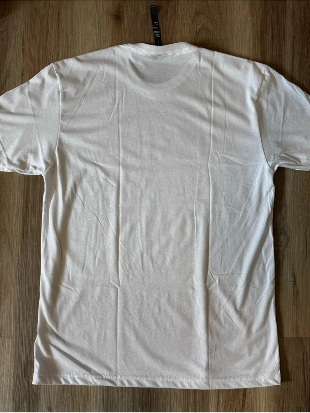 Vuori White Tee with Mint Green Logo - Picture 3 of 4